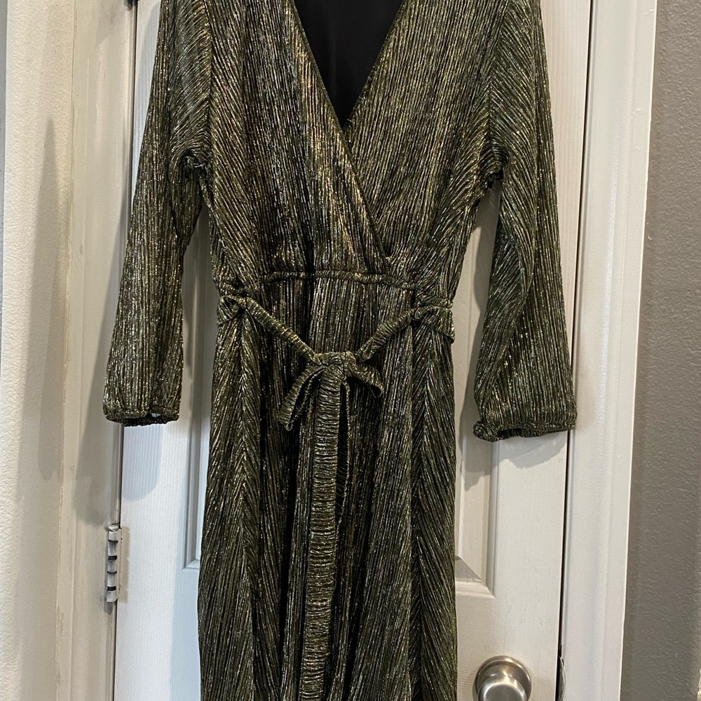 Simply Vera Wang Metallic Gold Wrap Dress  size XXL